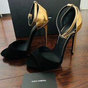 BRAND NEW Dolce & Gabbana Suede And Leather Ankle Cuff Sandals Size 35